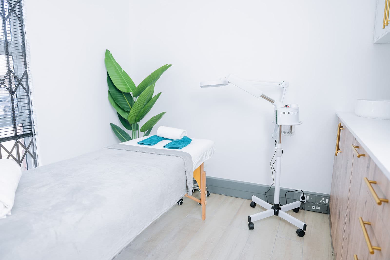 The facial aesthetics treatment room at the Hartbeespoort studio